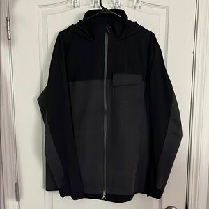 lululemon athletica Two-Tone Black & Dark Gray Hooded Jacket
